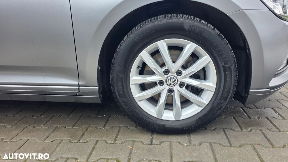 Volkswagen Passat 2.0 TDI DSG Highline - 4
