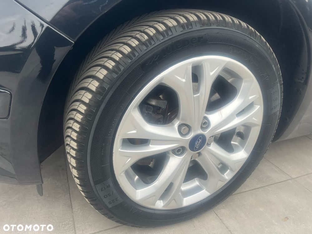 Ford S-Max 2.0 TDCi DPF Titanium - 35