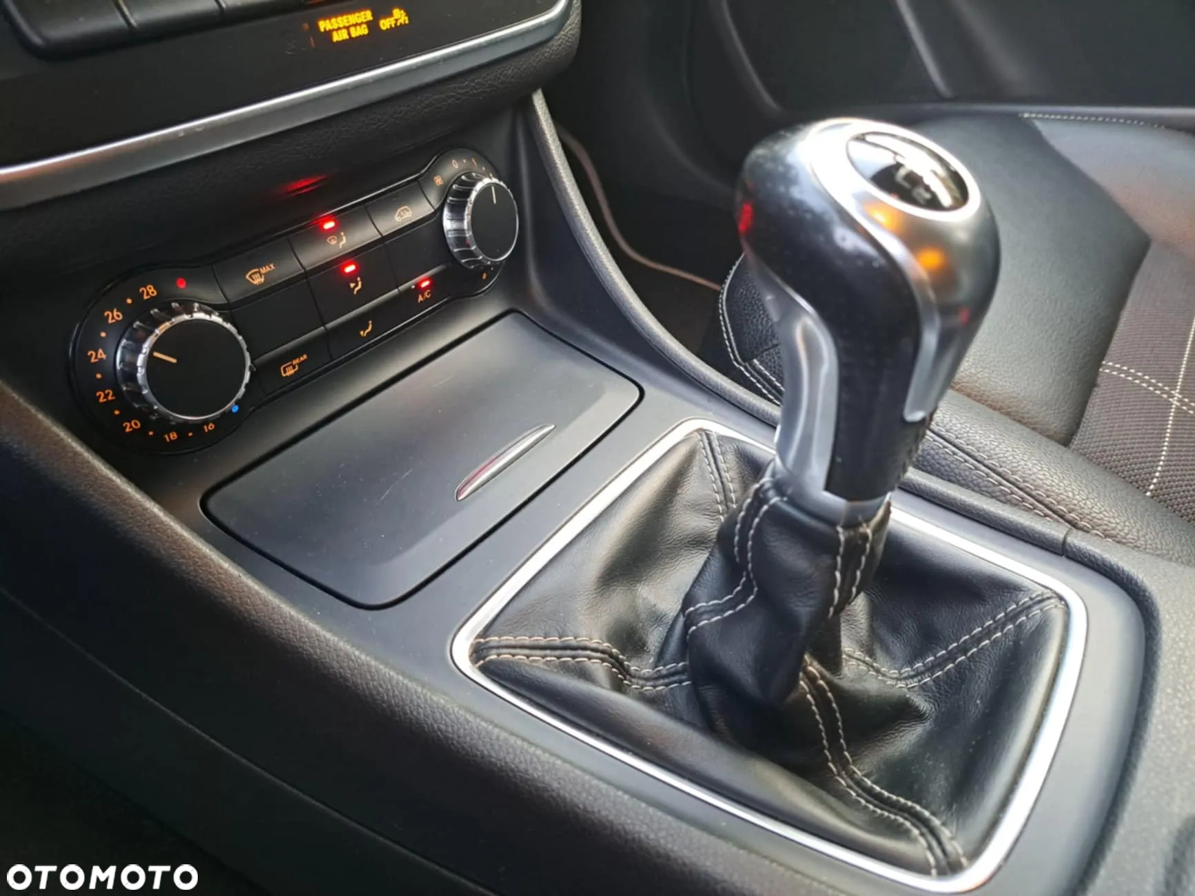 Mercedes-Benz GLA 200 (CDI) d - 23