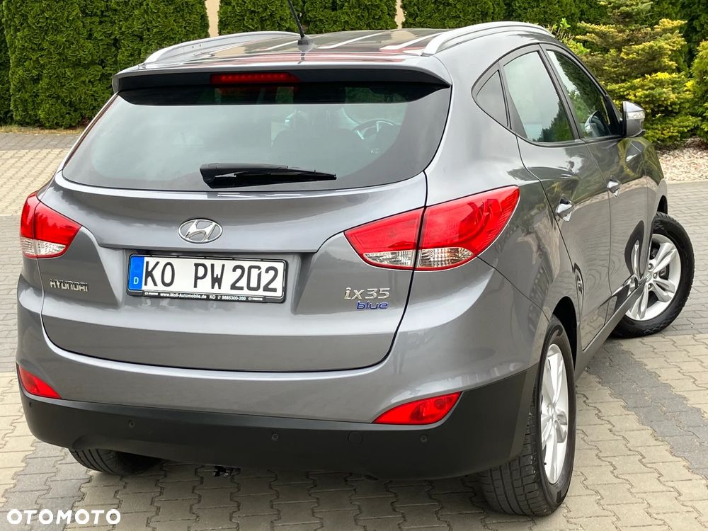 Hyundai ix35 blue 1.6 2WD Finale Gold - 17