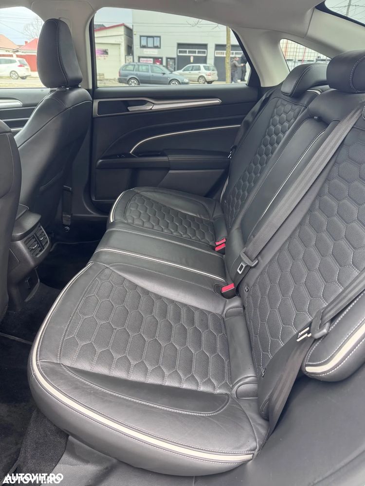 Ford Mondeo 2.0 HEV Vignale - 6