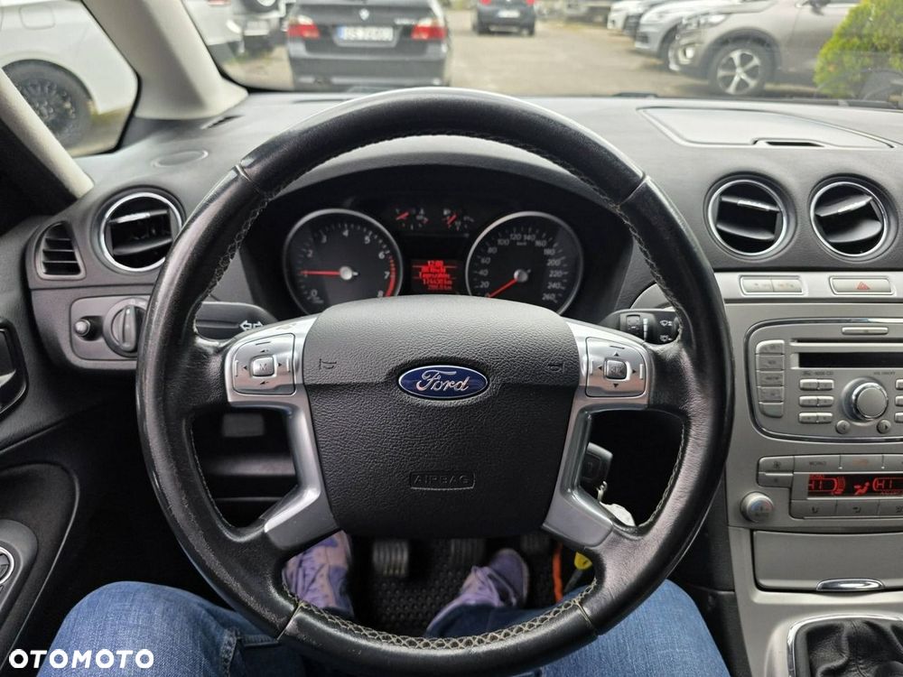 Ford Galaxy 2.0 FF Trend - 8
