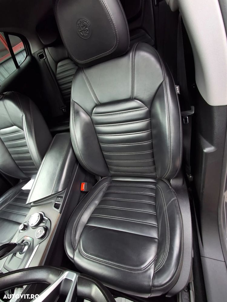 Alfa Romeo Stelvio 2.2 Diesel 16V AT8 Q4 Super - 13