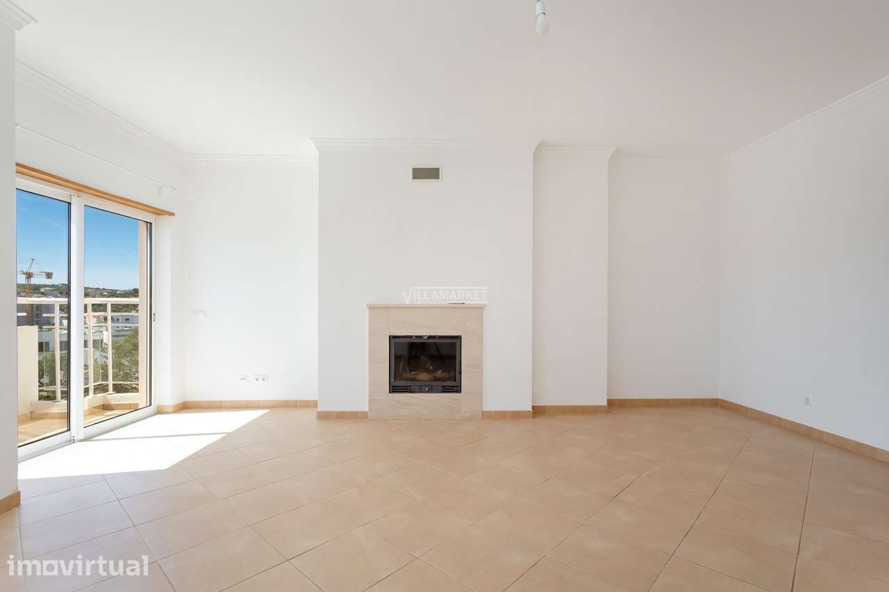 Apartamento T3 da banca com vista mar e 1 parquemaneto na cave situado - Grande imagem: 5/41