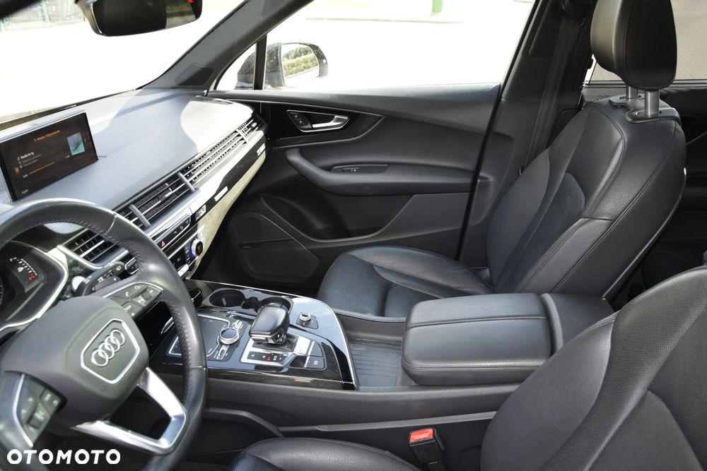 Audi Q7 3.0 TFSI Quattro Tiptronic - 15