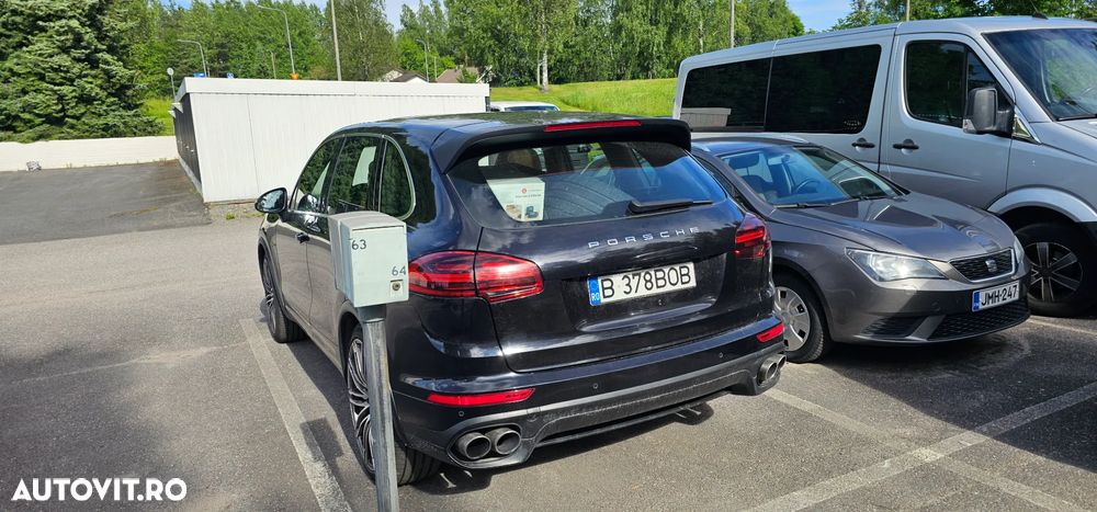 Porsche Cayenne S E-Hybrid Platinum Edition - 26