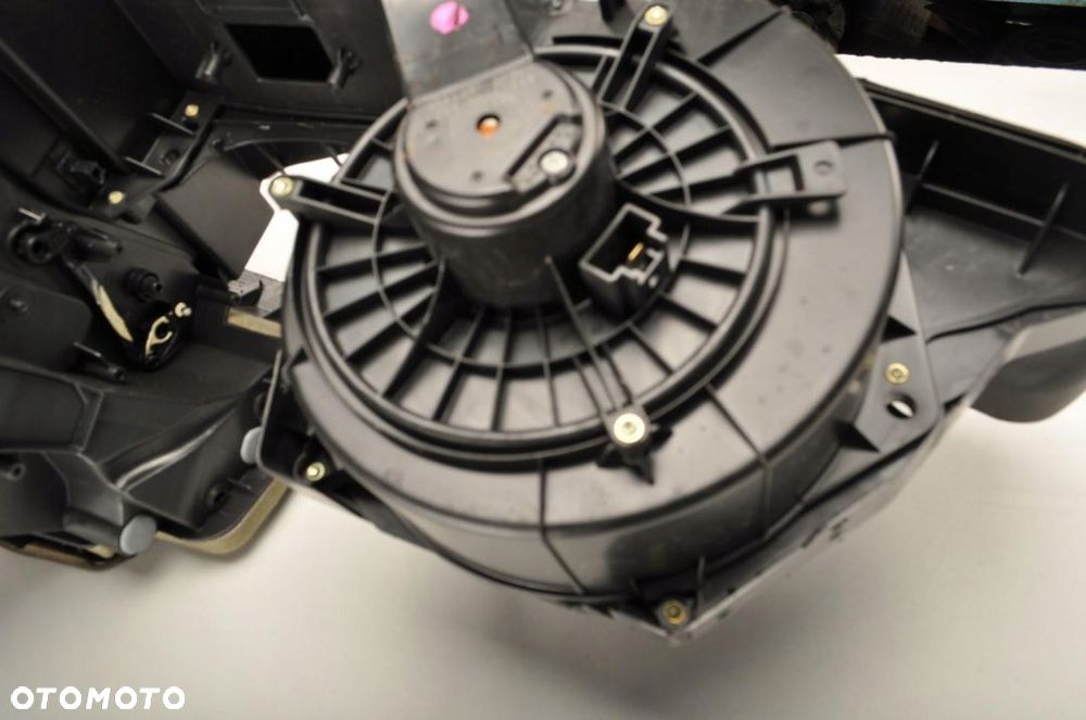 MASERATI GHIBLI III NAGRZEWNICA DMUCHAWA - 6