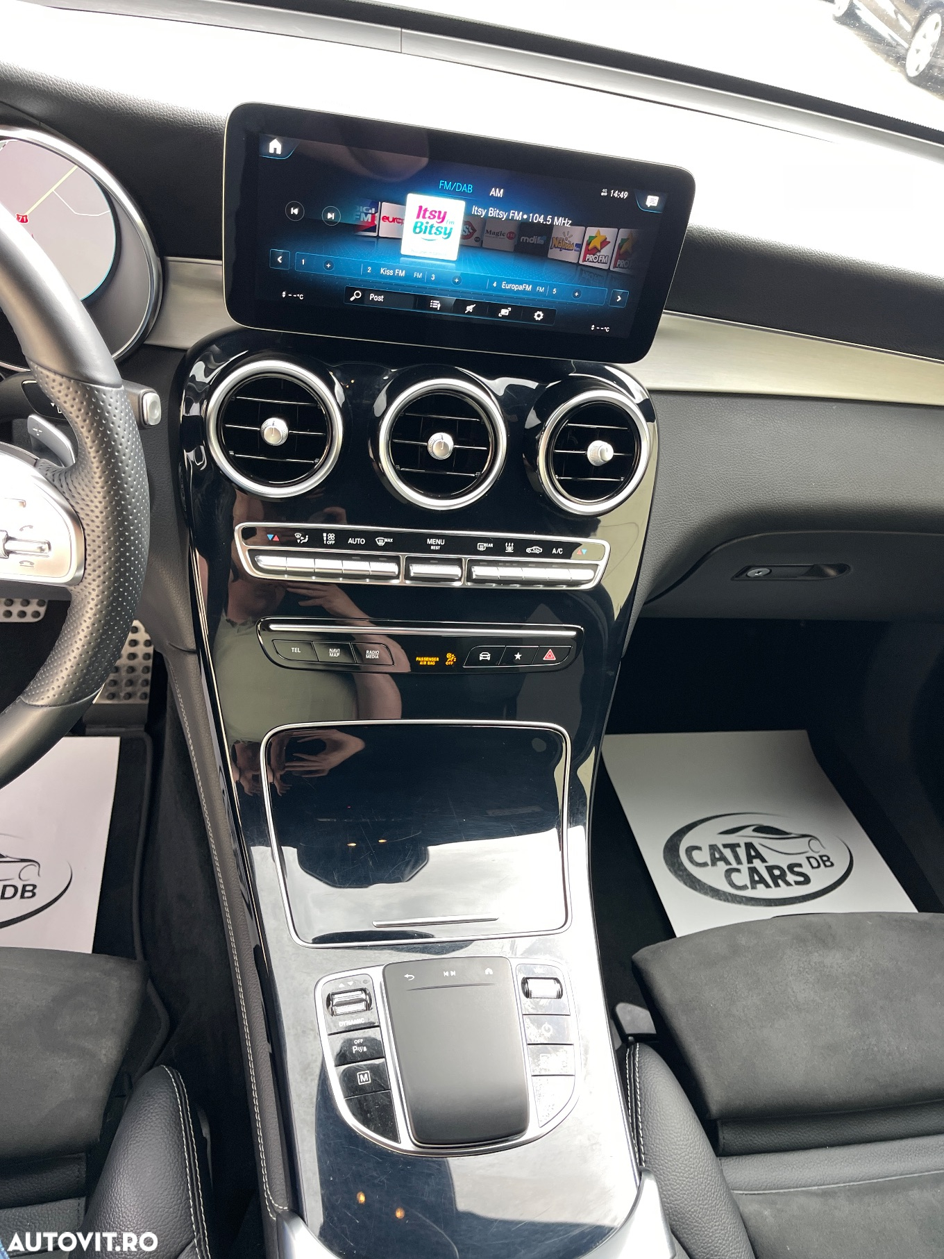 Mercedes-Benz GLC Coupe 300 de 4Matic 9G-TRONIC AMG Line - 33