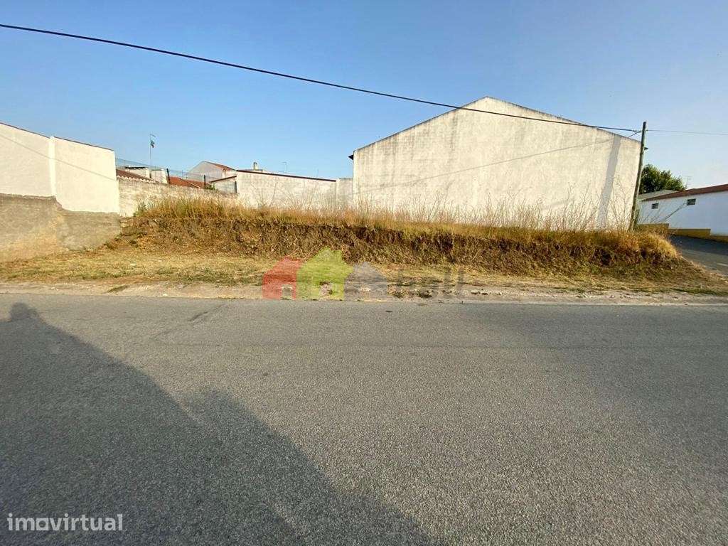Terreno Urbano à Venda em Vila do Vimieiro - Grande imagem: 3/9