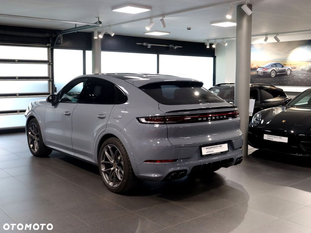Porsche Cayenne E-Hybrid PHEV - 3