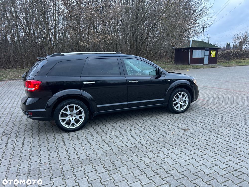 Fiat Freemont 2.0 Multijet 16V DPF Automatik Allrad Lounge - 2