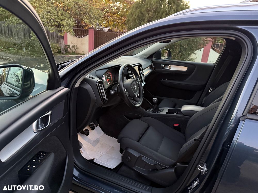 Volvo XC 40 T2 Momentum Pro - 18