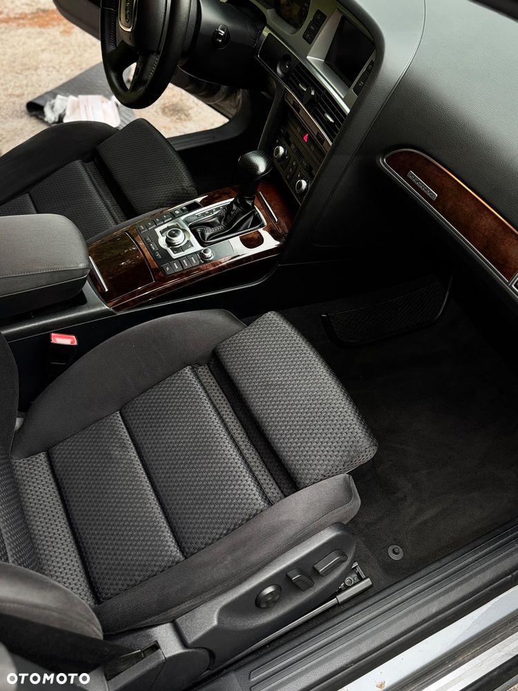 Audi A6 Avant - 11
