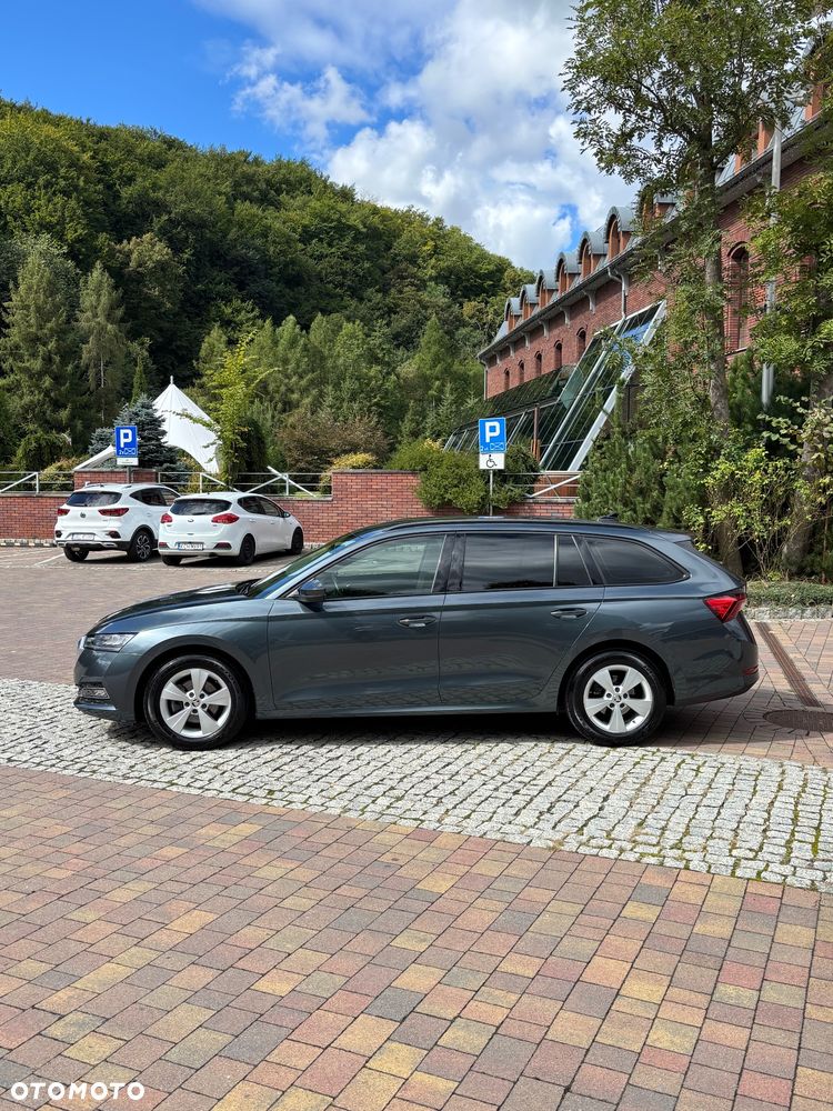Skoda Octavia - 2