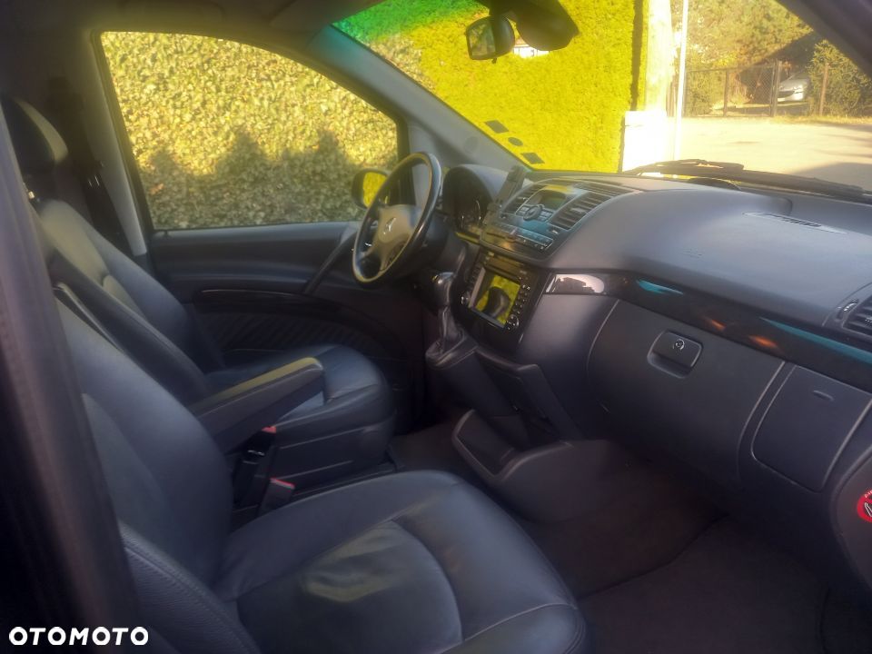 Mercedes-Benz Viano - 6