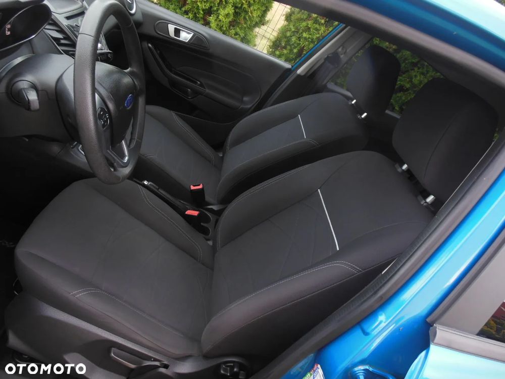 Ford Fiesta - 28