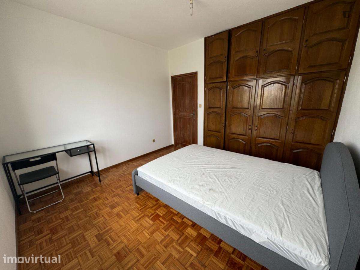 Quarto - localizado em Braganca - Grande imagem: 4/15