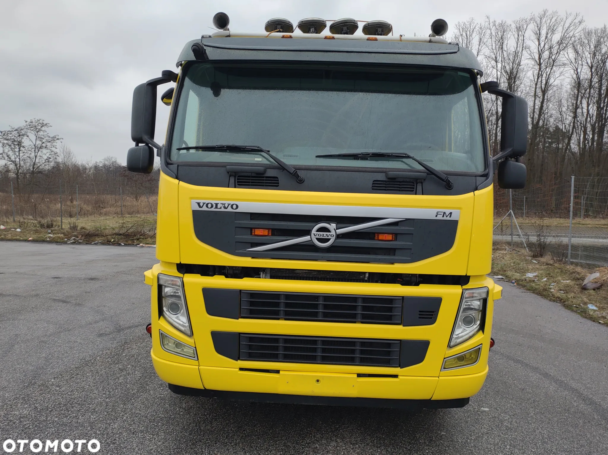 Volvo FM 380  8x2 - 2