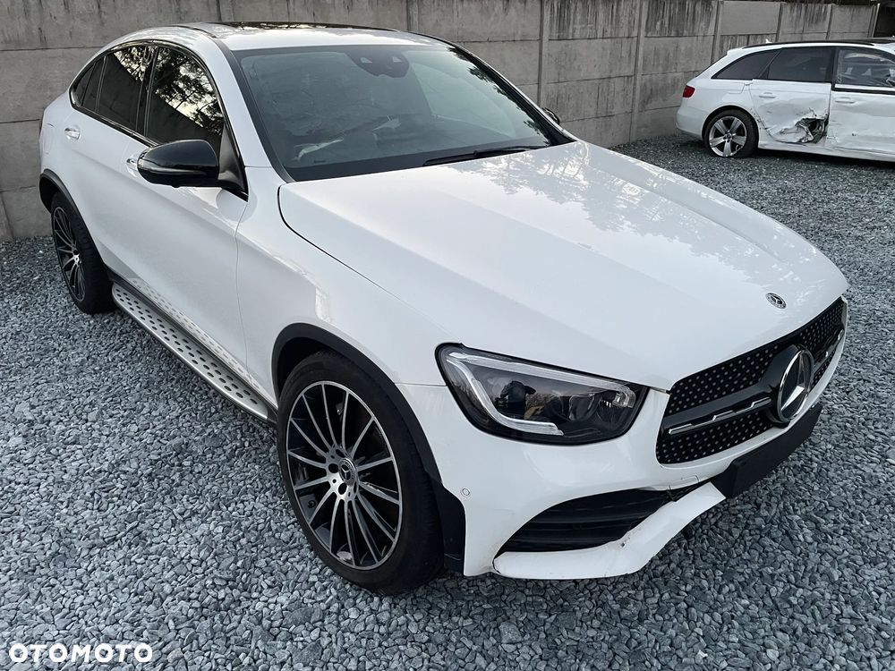 Mercedes-Benz GLC 220 d 4Matic 9G-TRONIC AMG Line - 10