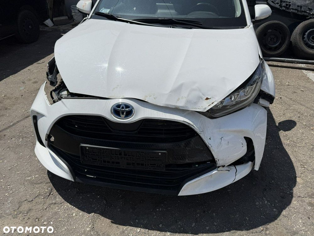 Toyota Yaris - 32