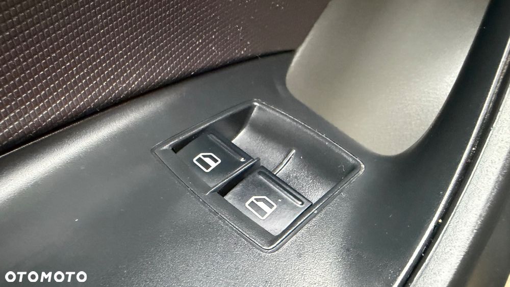 Seat Ibiza 1.4 16V Style - 19