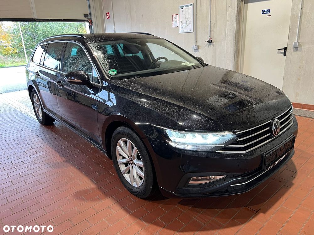 Volkswagen Passat Variant 2.0 TDI DSG (BlueMotion Technology) Comfortline - 3