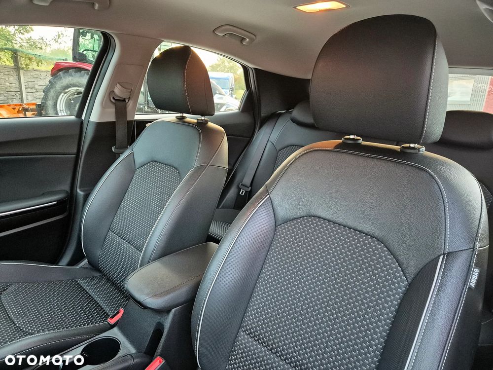 Kia XCeed 1.4 T-GDI XL - 23
