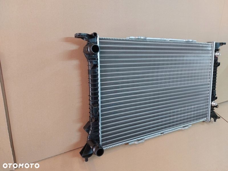 CHŁODNICA WODY AUDI A5 A4 B8 Q5 1.8 2.0 TFSi AUTOM - 4