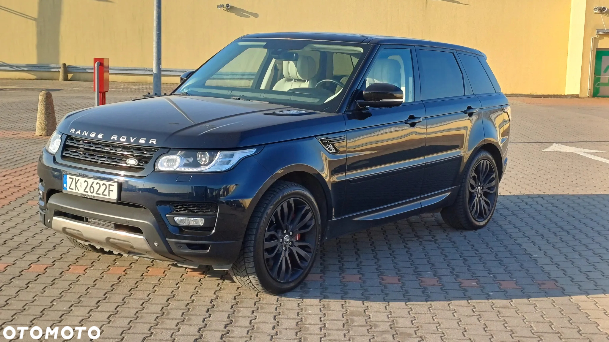 Land Rover Range Rover Sport S 5.0 V8 S/C HSE Dynamic - 4