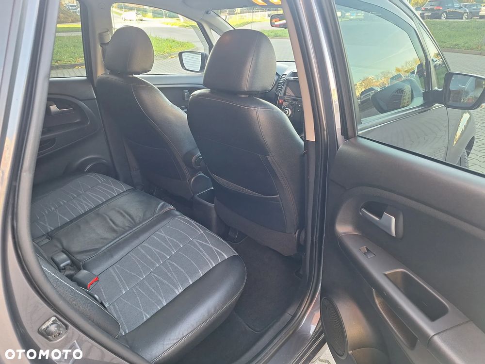 Kia Venga 1.6 CRDi M - 10