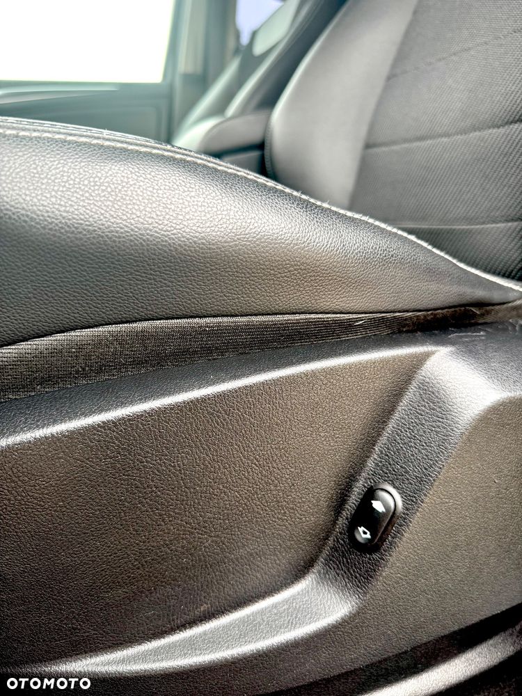 Ford S-Max - 15