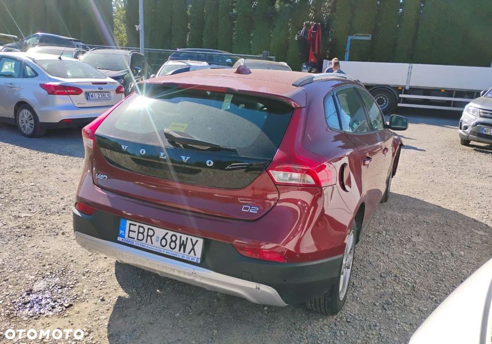 Volvo V40 Cross Country - 5