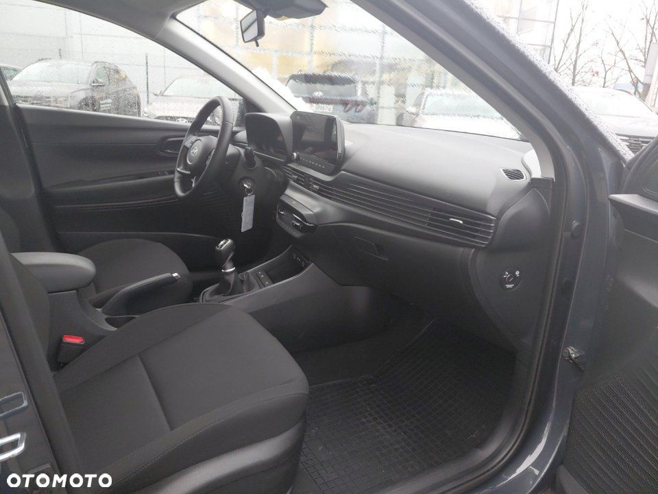 Hyundai i20 - 16
