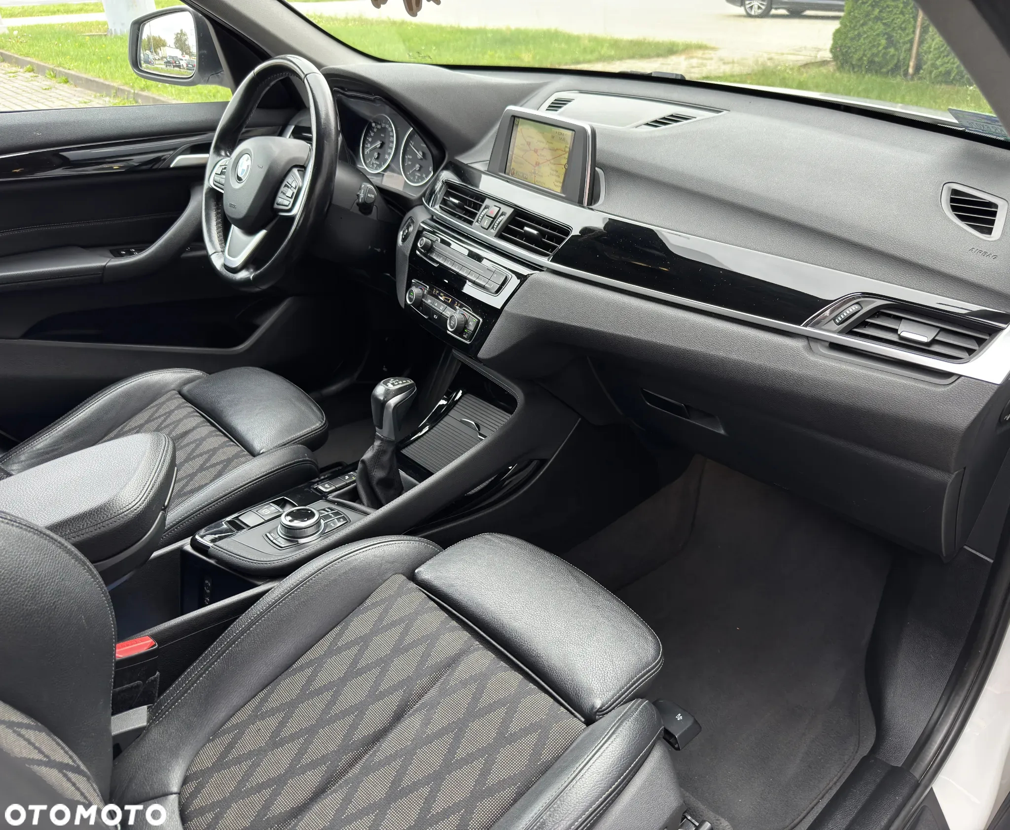 BMW X1 xDrive18d Sport - 31