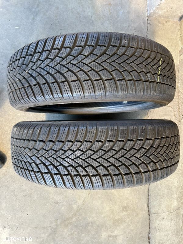 vând 2 anvelope 195/55/20 bridgestone de iarnă ca noi - 1
