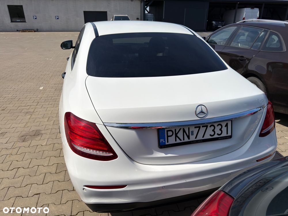Mercedes-Benz Klasa E 200 9G-TRONIC - 5