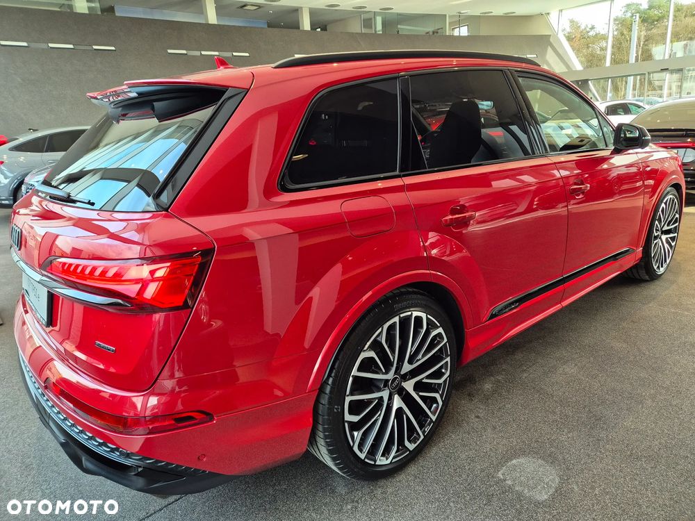 Audi Q7 TFSI e PHEV 290 kW Quattro S Line Tiptr - 6