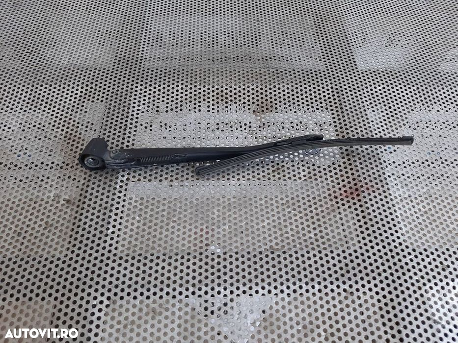 Brat Lamela Stergator Haion Hayon Bmw Seria 1 E87 E81 Dezmembrez Bmw E87 - 2