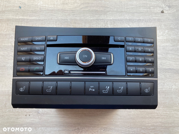 Radio Mercedes A2129004180
