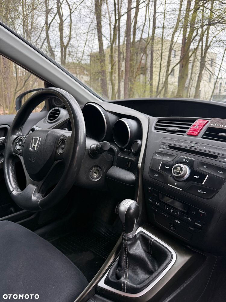 Honda Civic 1.8 Executive - 17