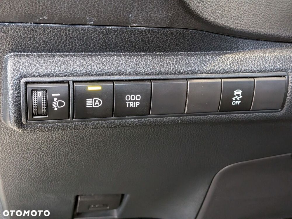 Toyota Corolla 1.8 Hybrid Comfort - 30