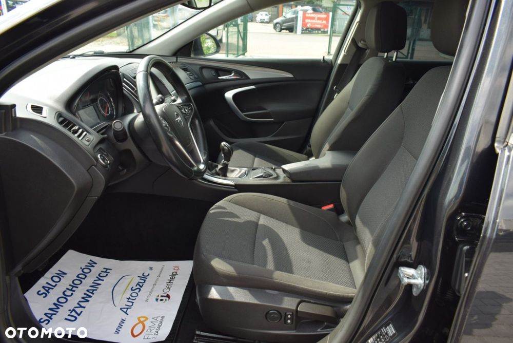 Opel Insignia - 19