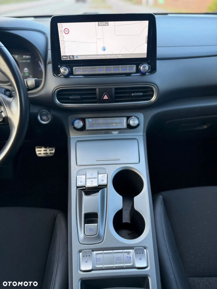 Hyundai Kona Electric 64kWh Premium - 7