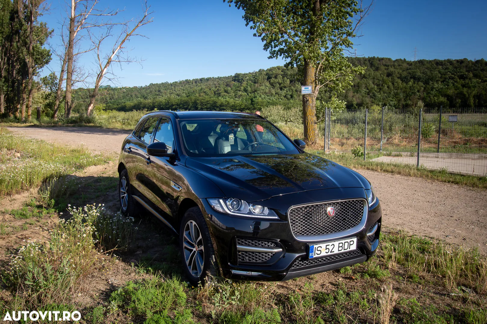 Jaguar F-Pace 20d AWD Aut. R-Sport - 6