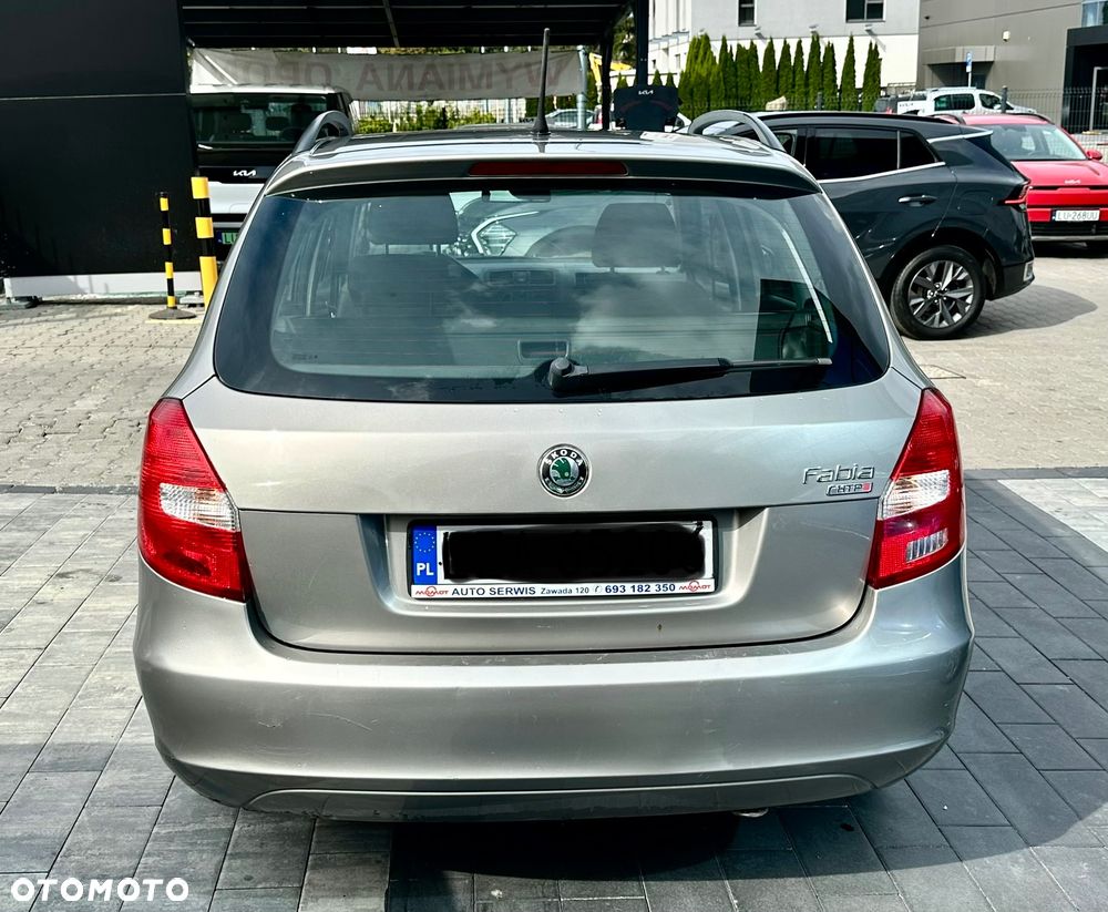 Skoda Fabia - 4
