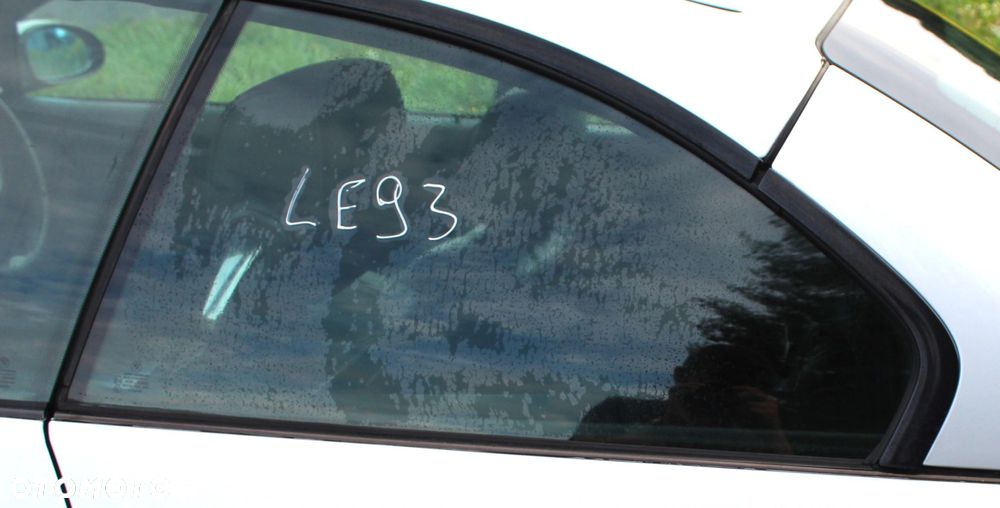 LISTWY DRZWI BMW E93 M PAKIET SHADOW LINE - 11