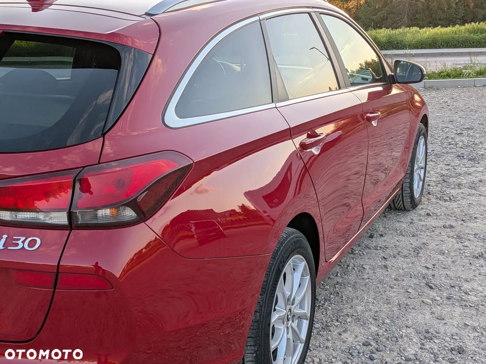 Hyundai i30 1.4 T-GDI Premiere Style - 12