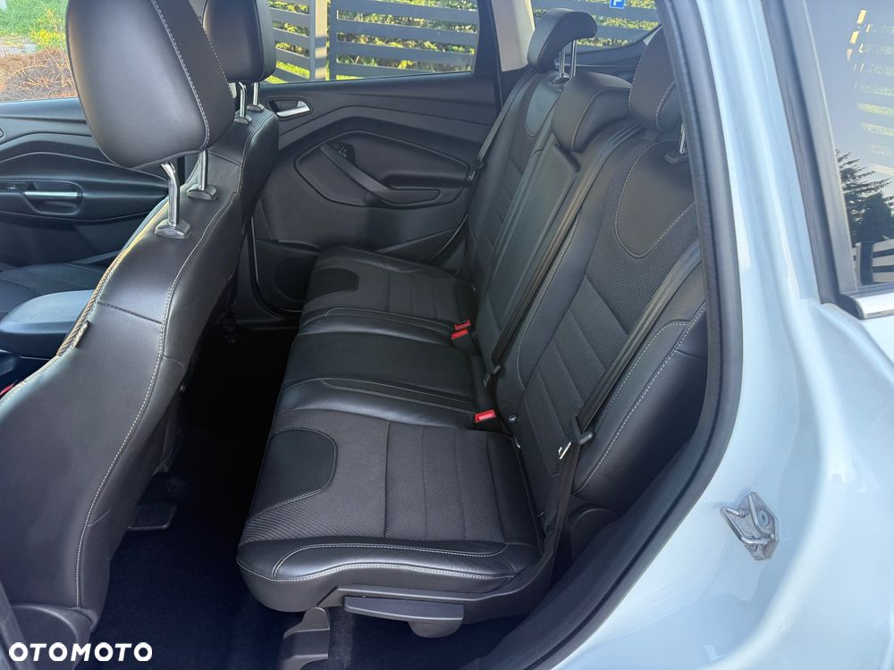 Ford Kuga 2.0 TDCi 4x4 ST-Line - 22