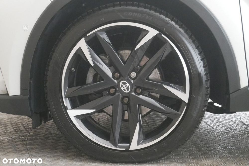 Toyota C-HR - 14