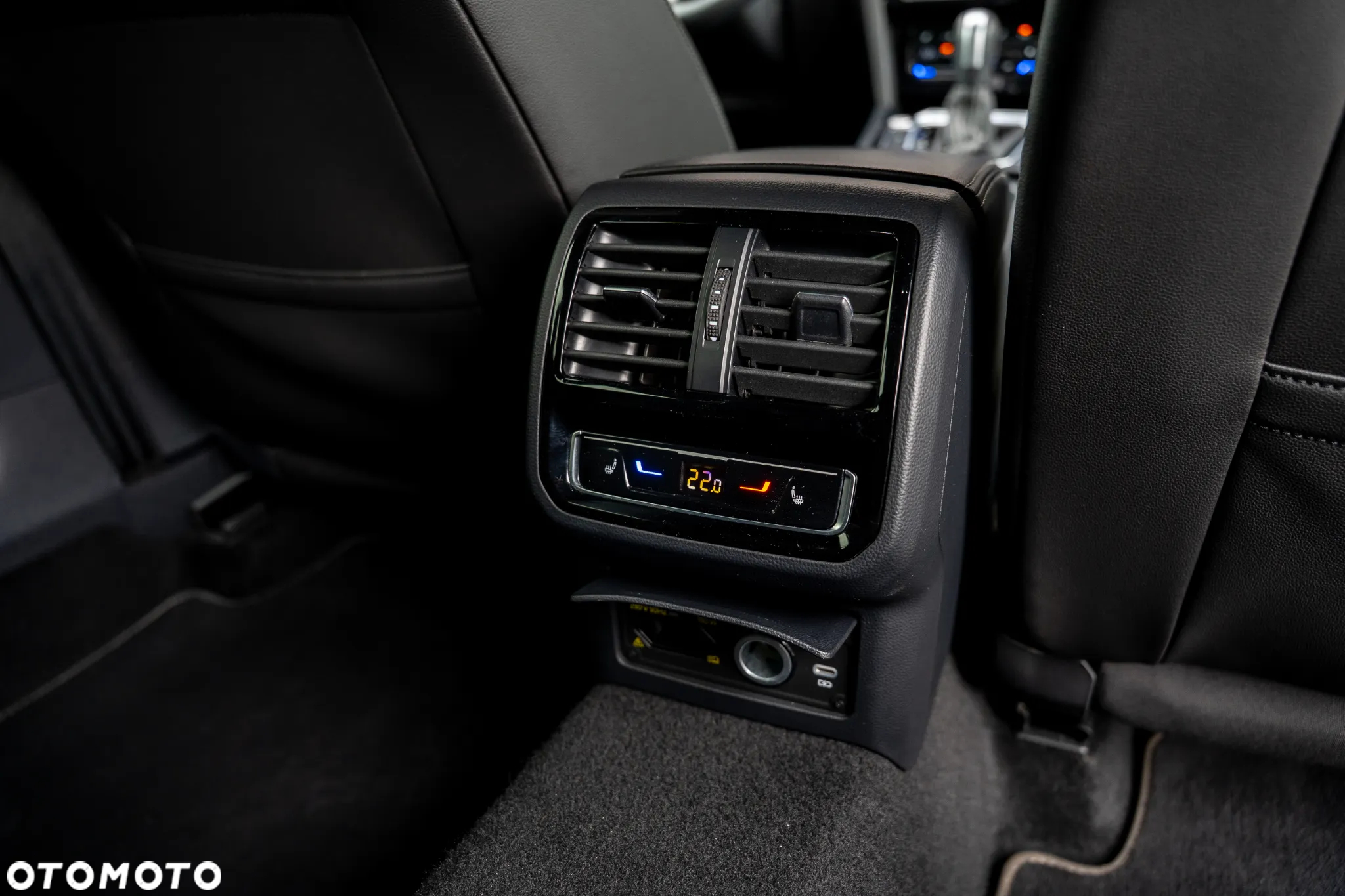 Volkswagen Arteon 2.0 TSI R-Line DSG - 29